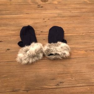 Janie and Jack Fur Trimmed Mittens 2-3T